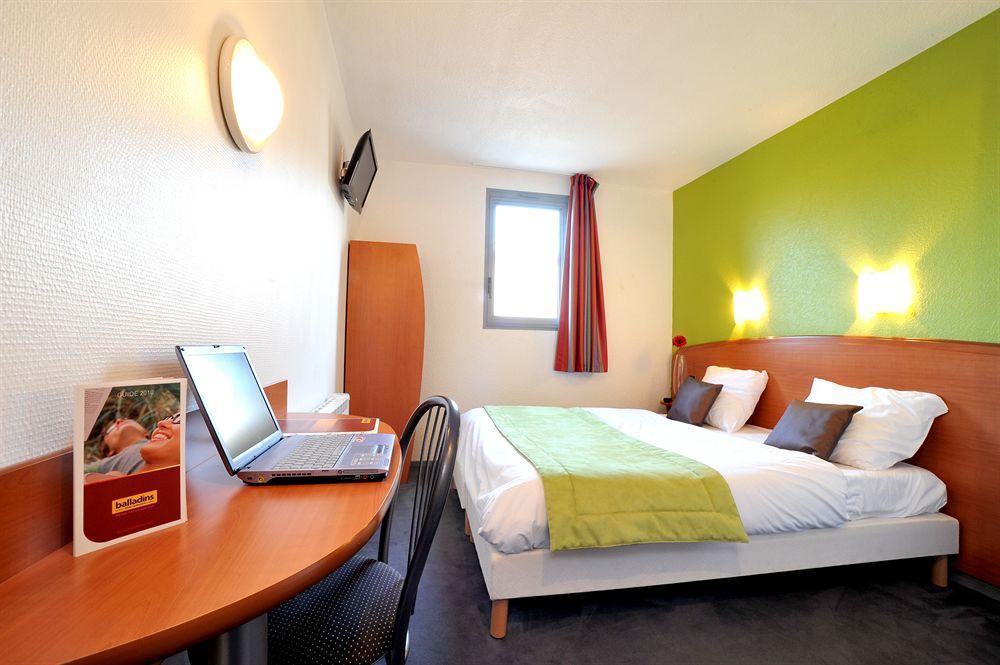 The Originals City, Hotel Novella Confort, Nantes Est Carquefou Eksteriør billede