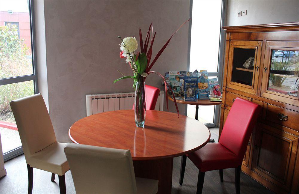 The Originals City, Hotel Novella Confort, Nantes Est Carquefou Eksteriør billede