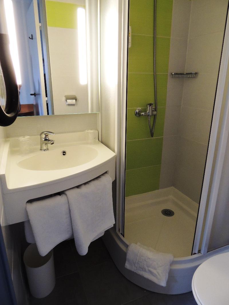 The Originals City, Hotel Novella Confort, Nantes Est Carquefou Eksteriør billede